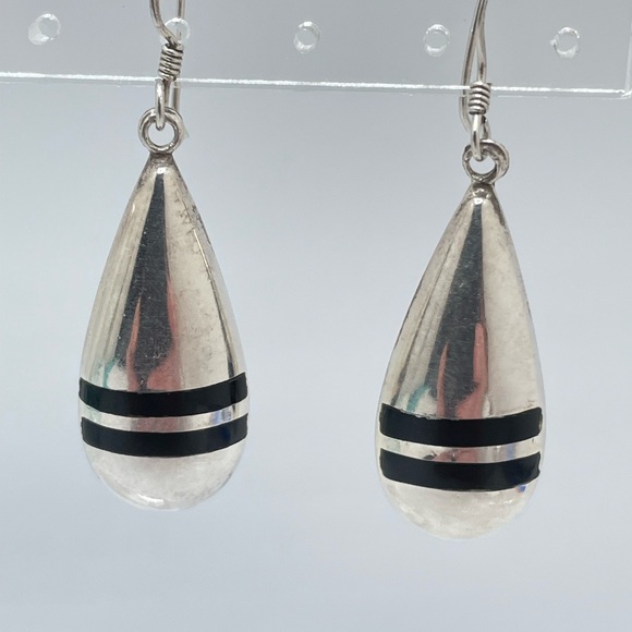 925 & Onyx Earrings! - Picture 1 of 5